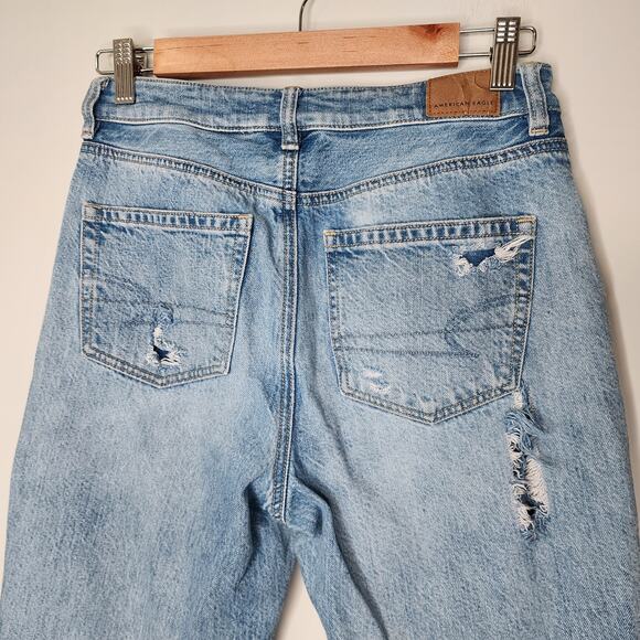American Eagle Comfort Straight Waistband Mom Jean Distressed 2R - Picture 4 of 9